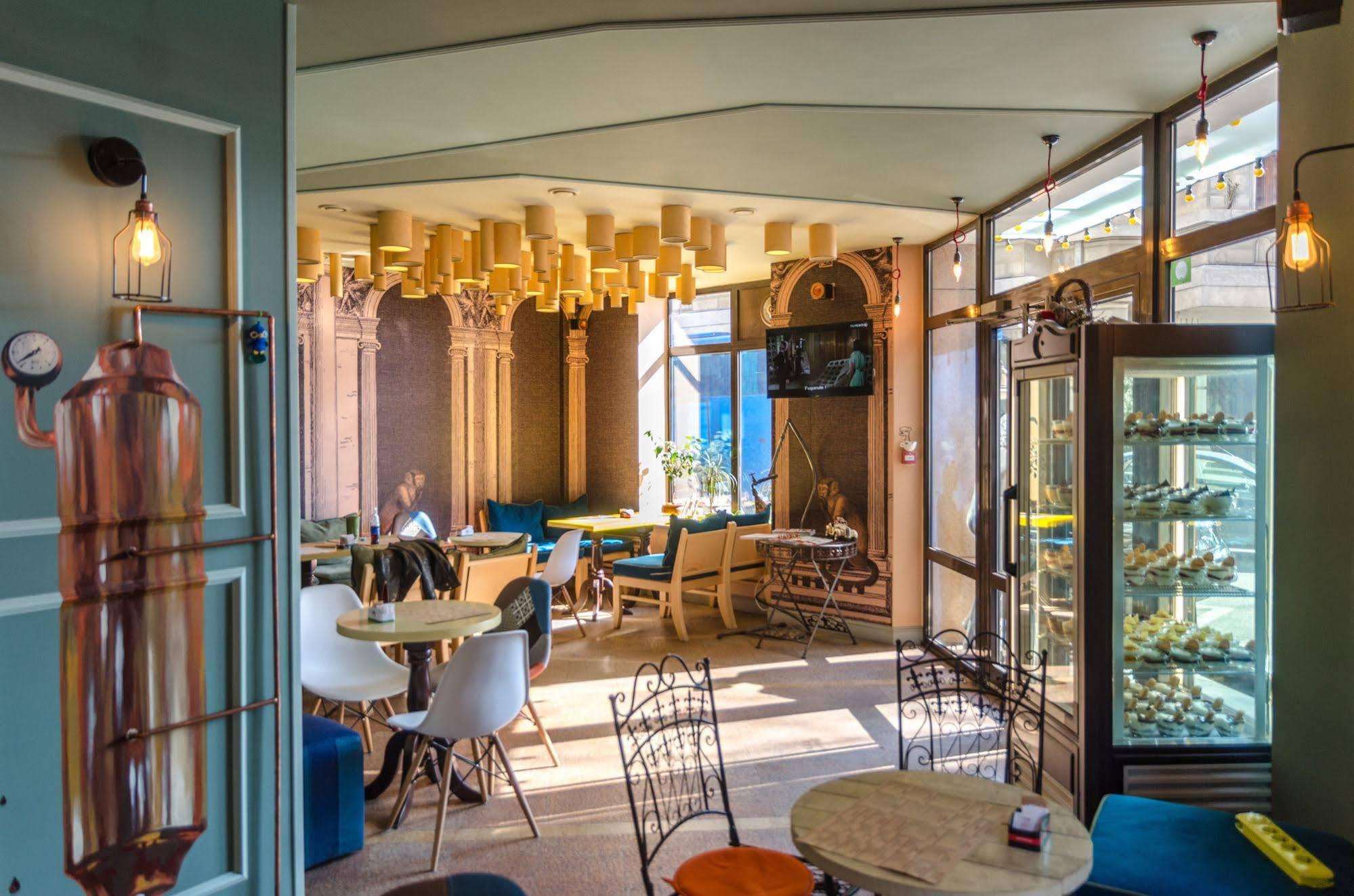 Volo 3* Bucharest