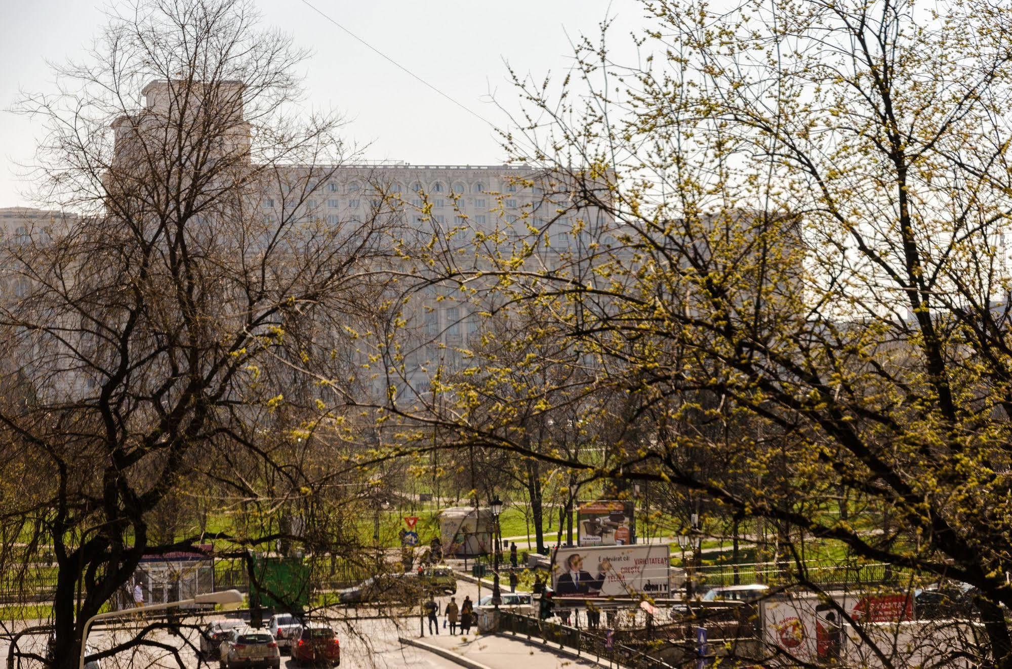 Volo 3* Bucharest